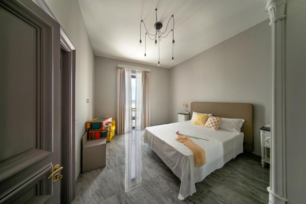 Palazzo Novecento Apartment Margherita Di Savoia Luaran gambar