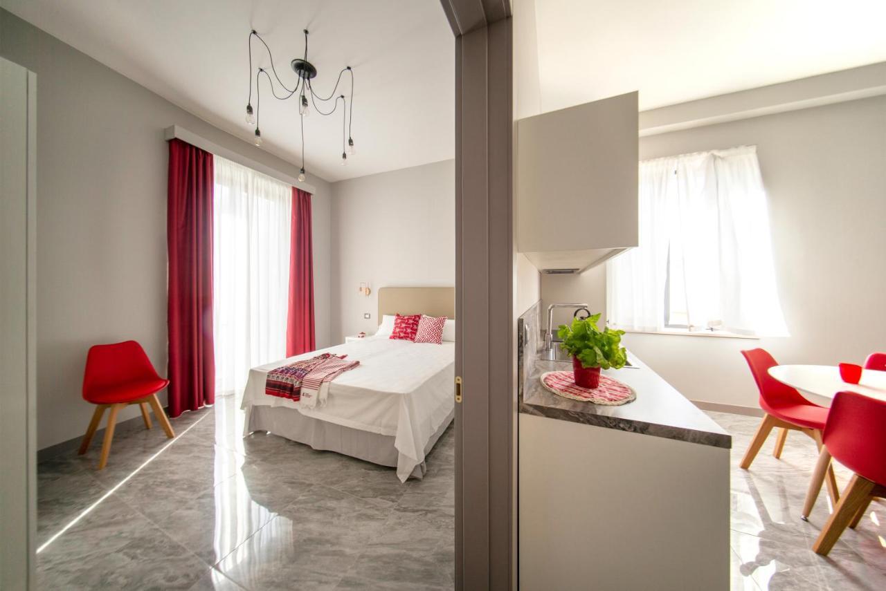 Palazzo Novecento Apartment Margherita Di Savoia Luaran gambar