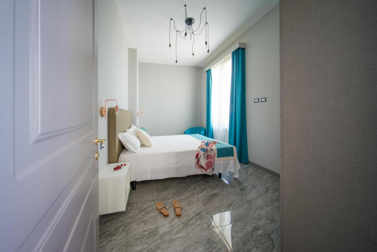 Palazzo Novecento Apartment Margherita Di Savoia Luaran gambar